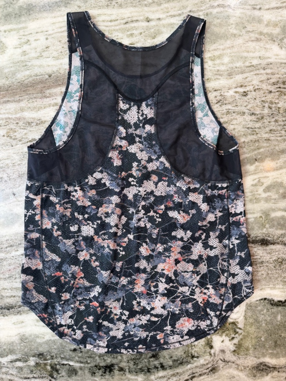 Lululemon Tank Top “Sculpt Tank” 
Women's Black Floral Mesh Back Tank Top